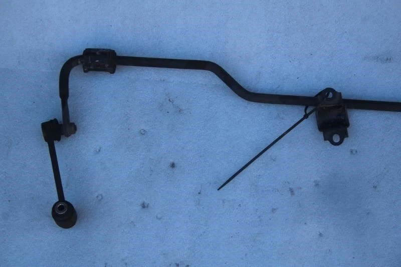 2005 LEXUS SC430 BARRA OSCILANTE ESTABILIZADORA TRASEIRA - Imagem 2 de 4
