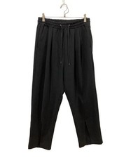 juha          FRONT SLIT TAPERED PANTS black 10110804