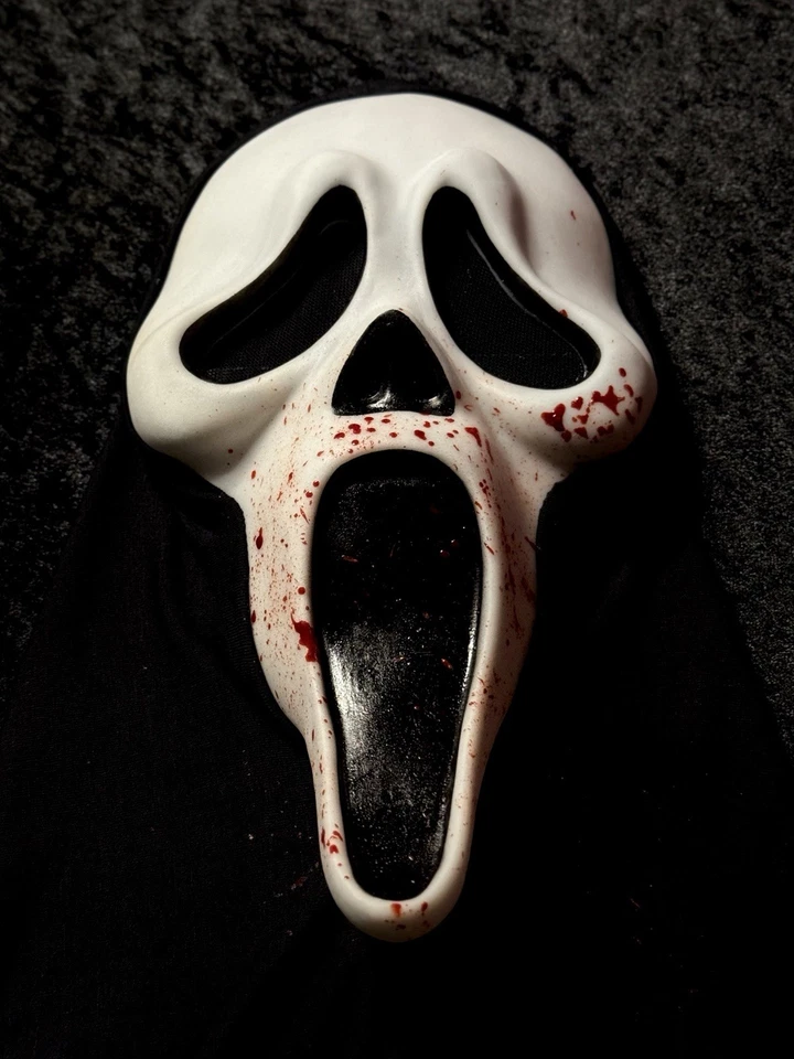 Deluxe Scream (1996) x Scream 6 “ISSR” Killer EU Mask - Image 4 of 4