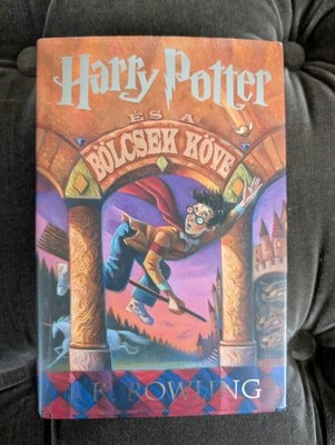 HUNGARIAN Edition Harry Potter And The Philosopher's Stone