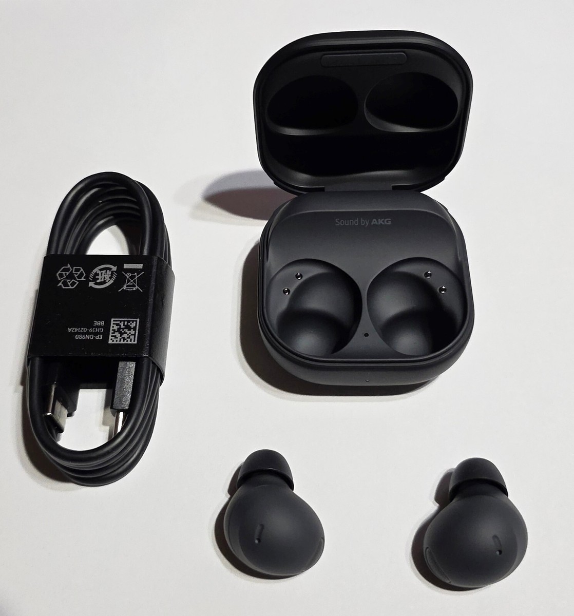 Galaxy - Galaxy Buds2Pro graphite　ギャラクシーバッズ2プロ Galaxy Buds2 Pro」レビュー--Galaxyユーザーには最高の