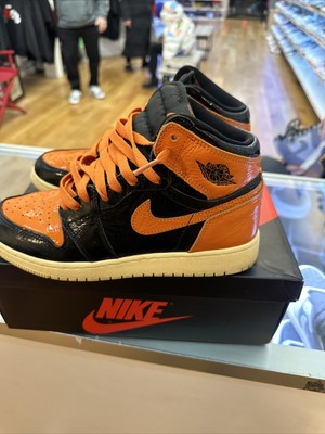 shattered backboard 3.0 size 6