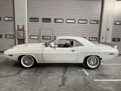 2022er Dodge Challenger (1970) Kowalski mit Vanishing Point Kennzeichen OVP 1:18