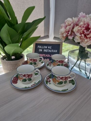 4 x Vintage Staffordshire Pottery Chianti Tea Cups + Saucers  - Picture 1 of 8
