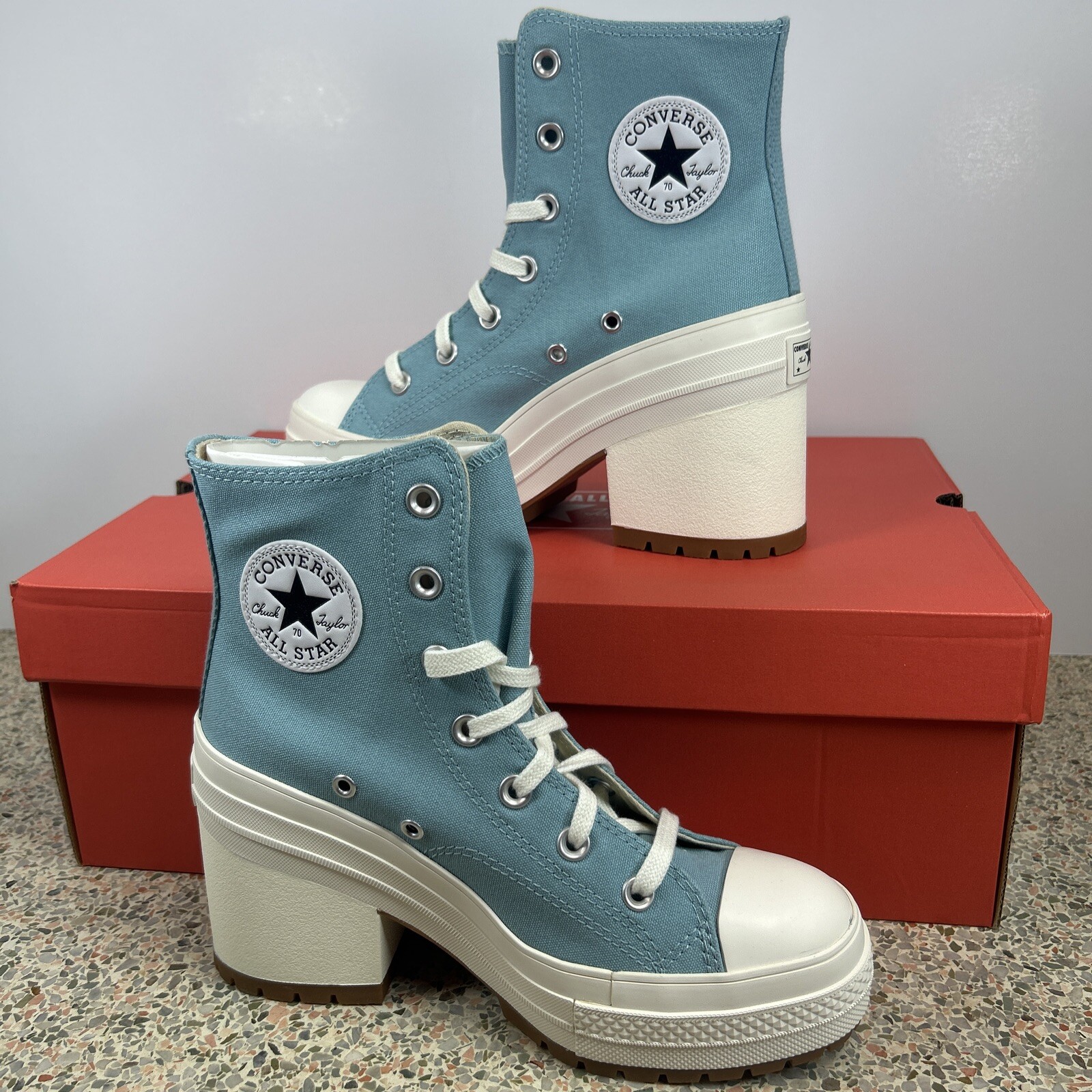 Converse Chuck 70 De Luxe High Top Sneakers in Infinity Pool Blue Size W 7.5-image