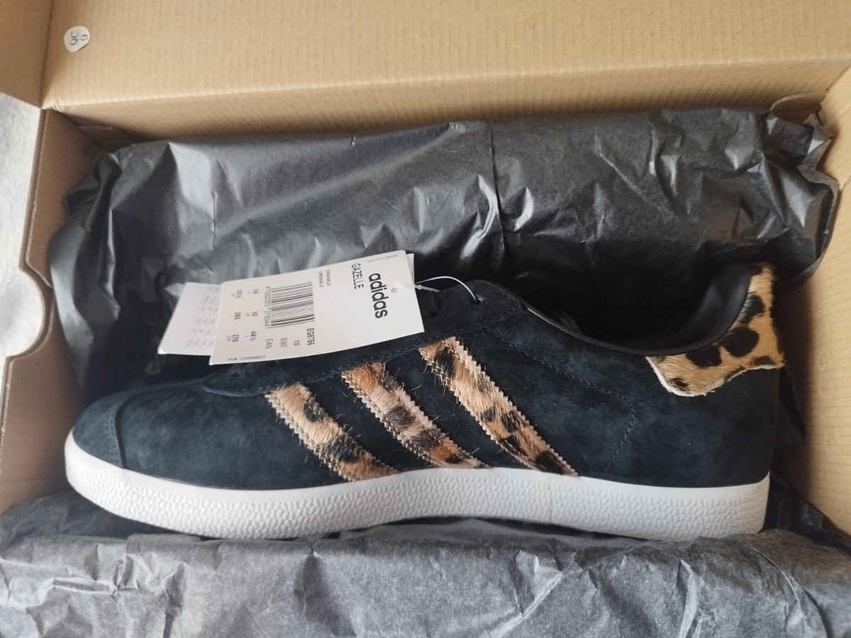 adidas gazelle silver green womens JAPAN SNEAKER (WOMENS) – HIRSHLEIFERS main image 1
