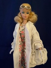 STUNNING Hollywood Bound Silkstone Barbie Doll, Gold Label 2007