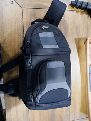 Lowepro Sling shot 100AW Camera bag   used