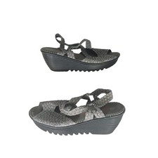 Bernie Mev Wedge Sandals 38 Silver Black Metallic Woven Elastic Platform Comfort