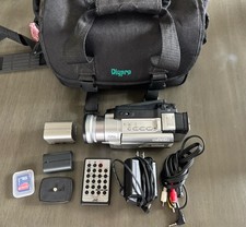 JVC GR-DVL820U DIGITAL CAMCORDER  BATTERY, CHARGER  MORE