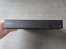 Sony BDP-S1700 compact blu-ray player 