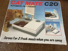 PET MATE Cat Mate C20 Automatic Wet Dry Pet Feeder for Cats Dogs