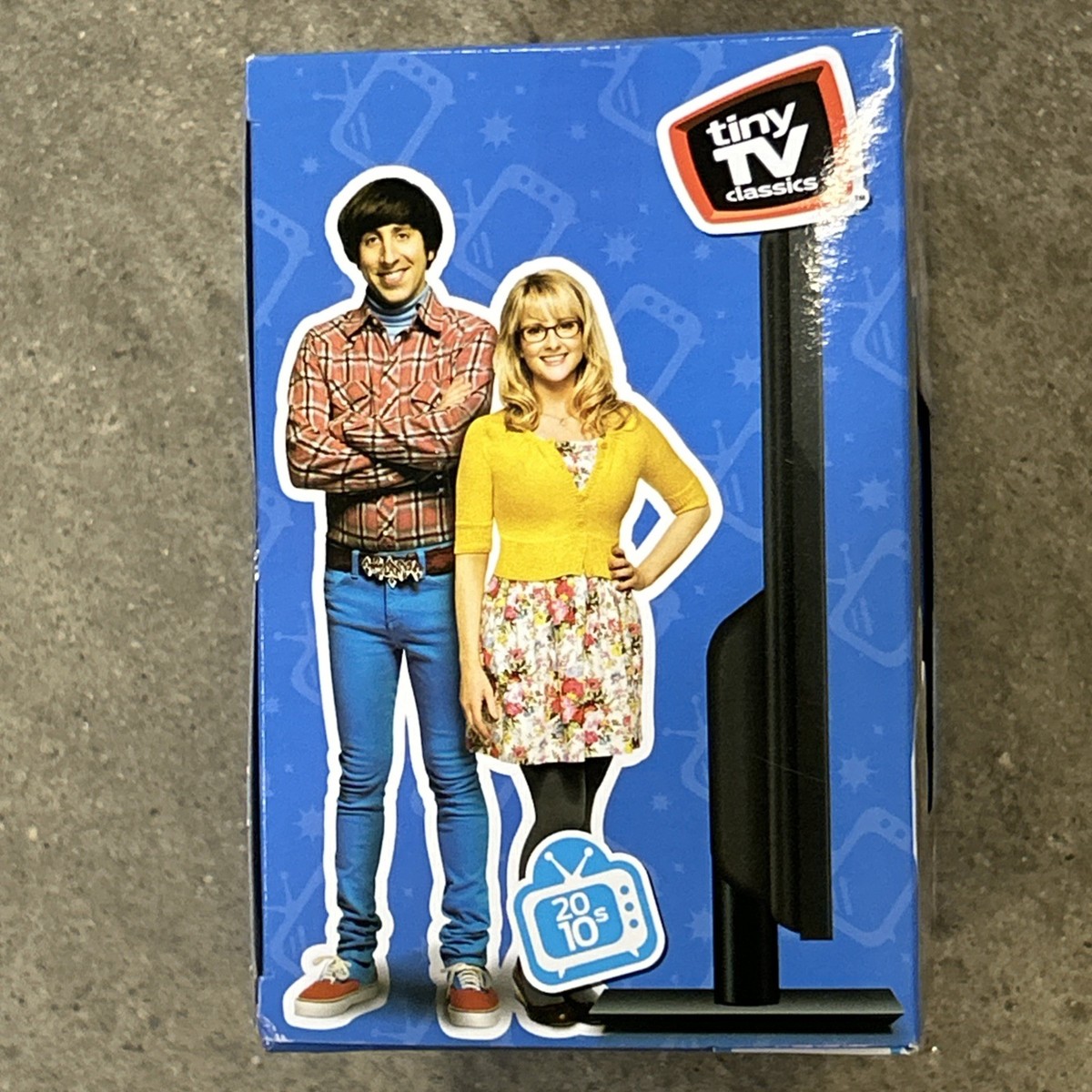 Big Bang Theory Tiny TV Classics Real Working TV & Remote Arcade
