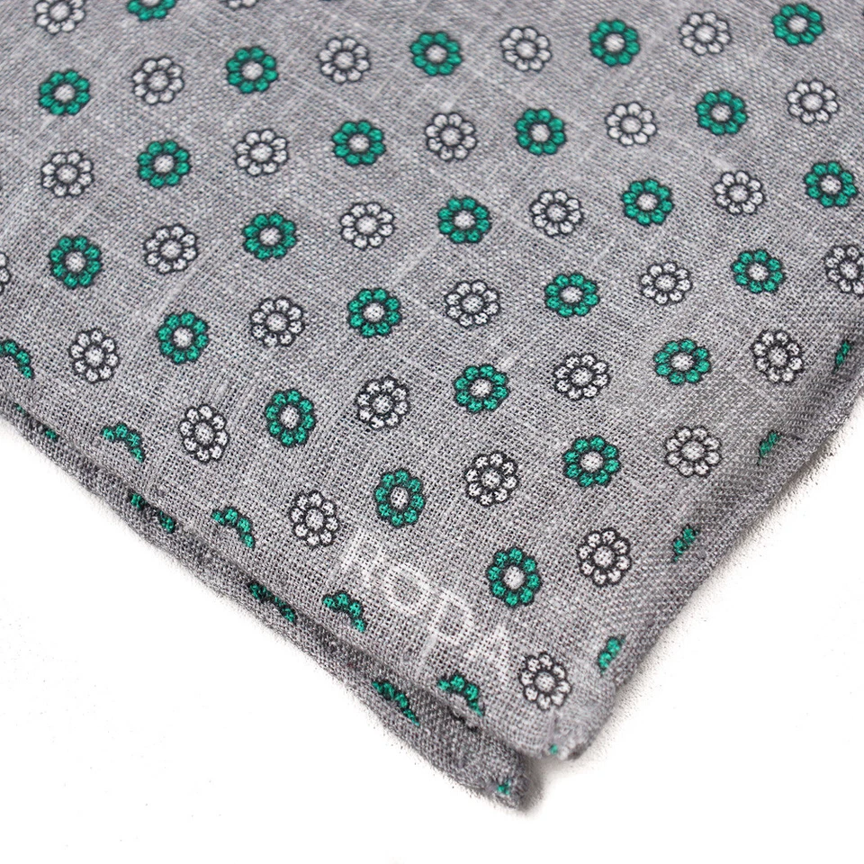 NWT RODA Gray and Green Mini Floral Medallion Print Linen Pocket Square - Image 2 of 3