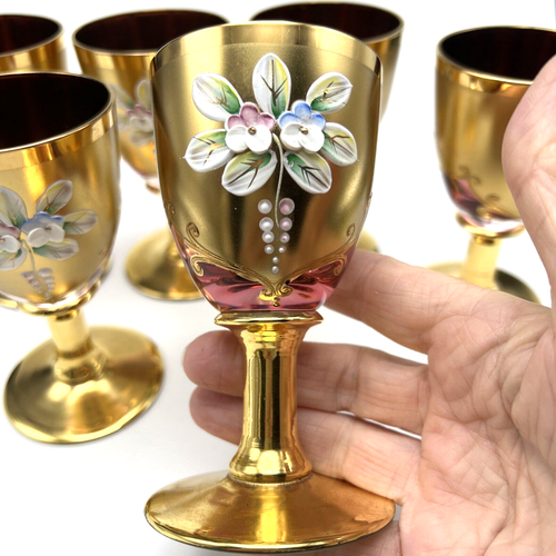 Vintage Venetian Style Cranberry Glass Gilt Cordial Glasses Signed - Picture 3 of 10