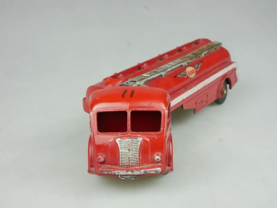 Dinky Toys France 32C Esso Citerne Titan Tracteur Panhard Meccano 132979 - Bild 2 von 4