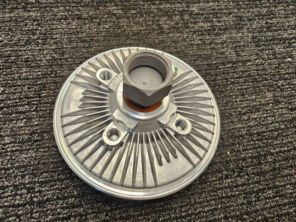 Embrague ventilador Napa 271620 - termostático para Chevrolet Silverado 3500 2001-2006 Foto 3 de 4