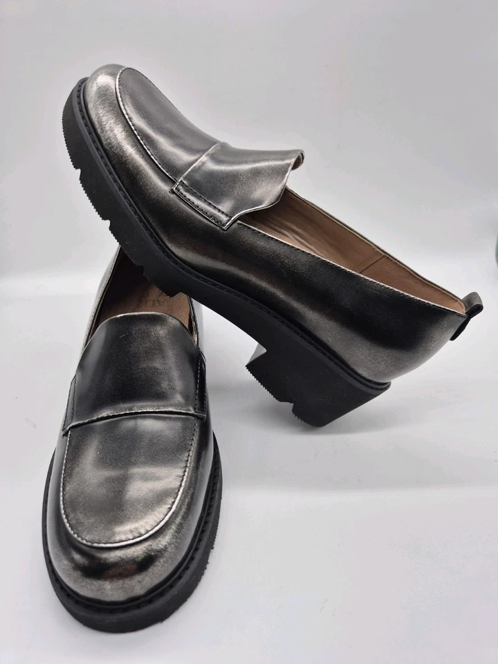 Zapatos Mocasines Naturalizer Para Mujer Talla 7.5 Cuero Negro/Gris Grueso Darry 375 Foto 2 de 4