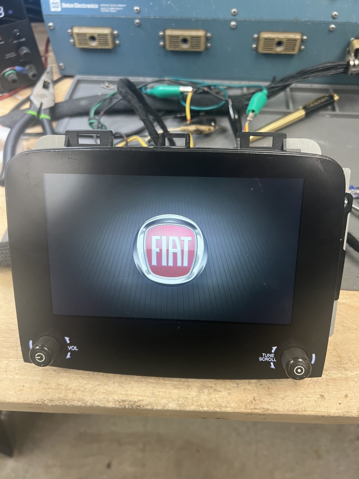 OEM Mopar Multi Media Radio Display for 2018-2019 Fiat 500L FOR PARTS OR REPAIR