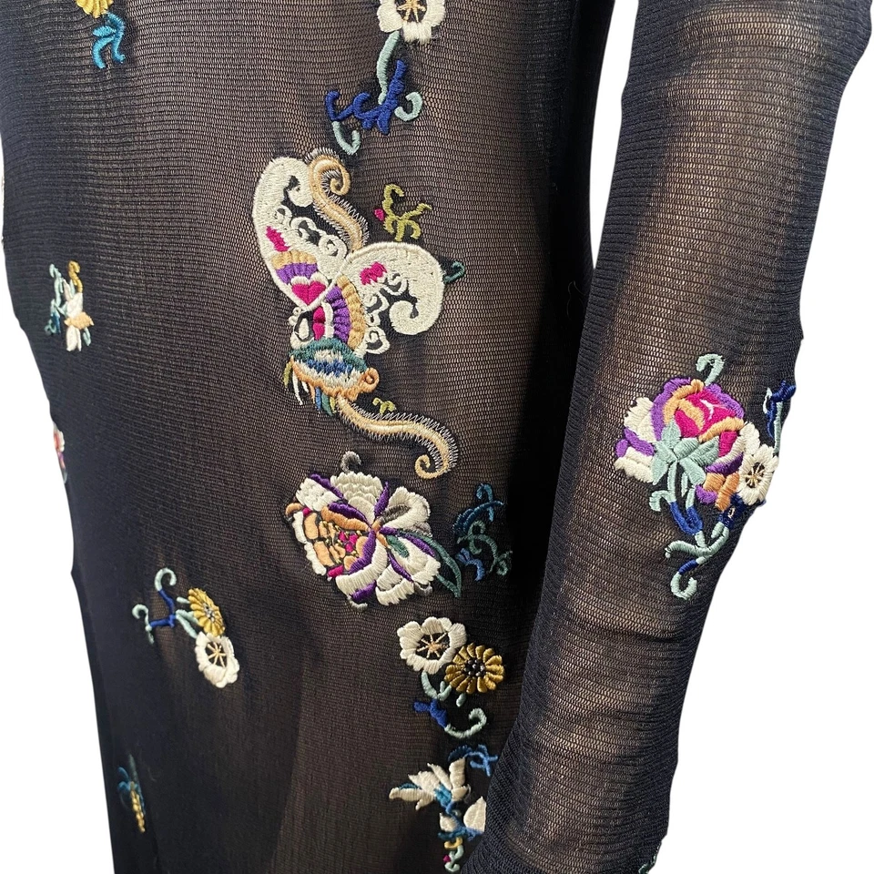 Vestido maxi Vivienne Tam vintage anos 90 RARO preto malha floral bordado tamanho 2/S - Imagem 4 de 4