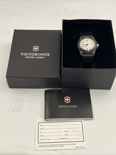 New! Vintage Victorinox Marlboro Swiss Army Military Women Watch W/New Battery!