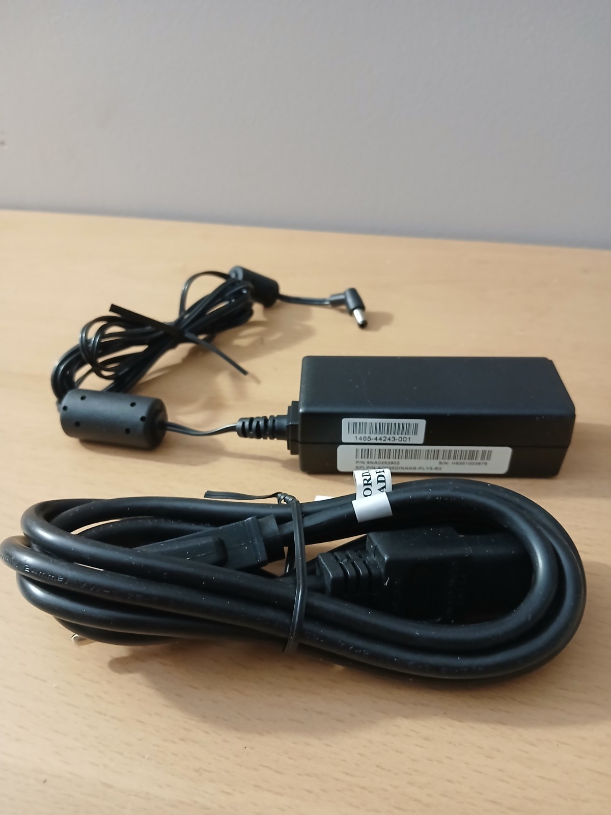 Polycom 48V 0.52A Switching Power Supply Adapter 1465-44243-