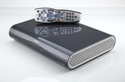 Sky+ HD Box Amstrad WIFI DRX895W 2 TB PVR6 - 2016 VERSIÓN 3D LISTO WIFI - Imagen 4 de 9