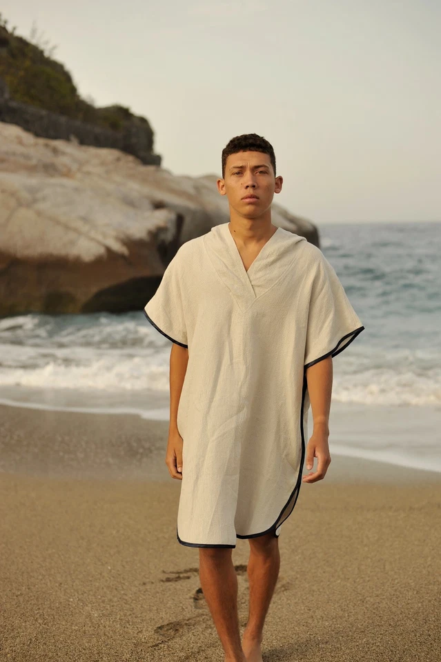 Men's Linen Small Waffle Beach Poncho: The Perfect Summer Gift in various colors - Image 4 of 4