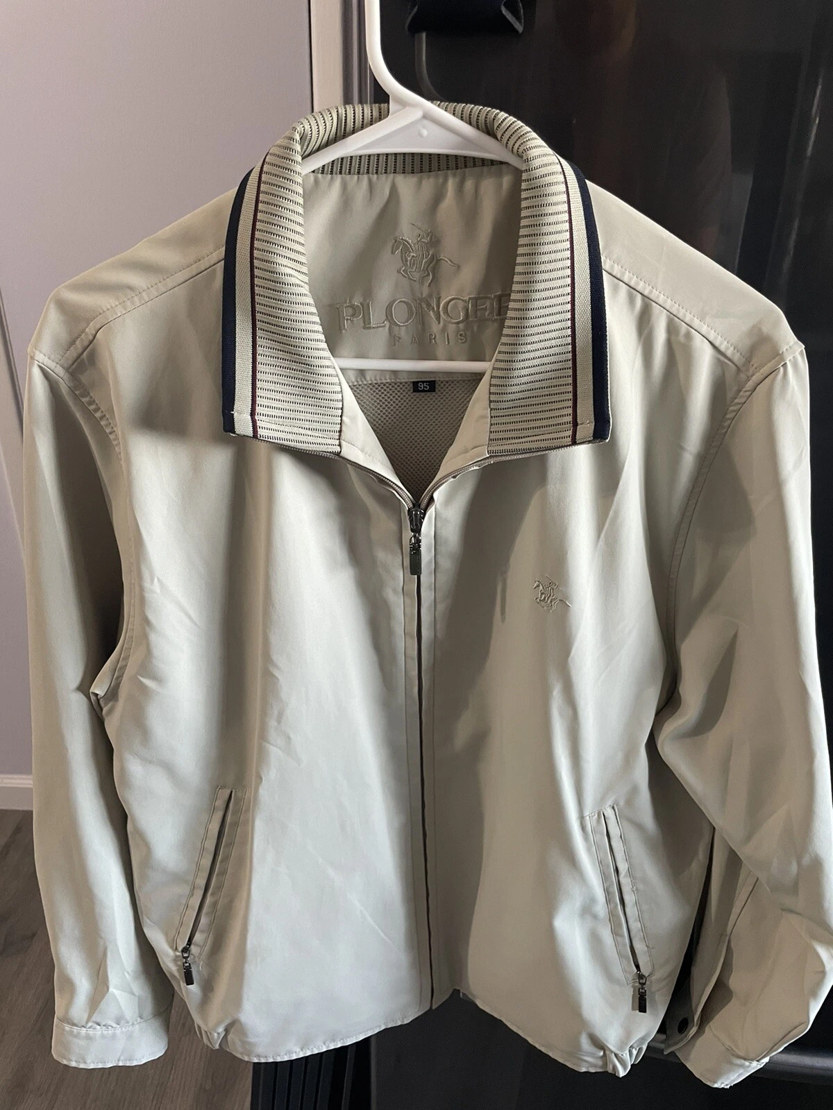 Plongee Paris Wind Jacket Size 95 (Medium?)