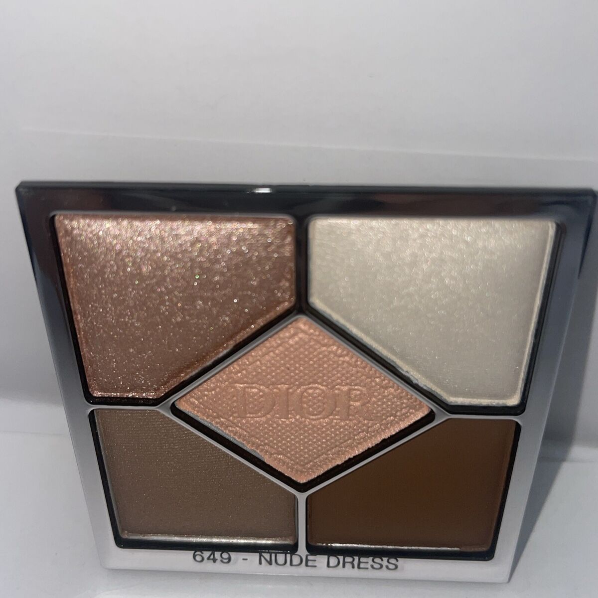 Dior Diorshow 5 Couleurs Couture Eyeshadow Palette #649 NUDE Dior Diorshow 5 Couleurs Couture Eyeshadow Palette #649 NUDE