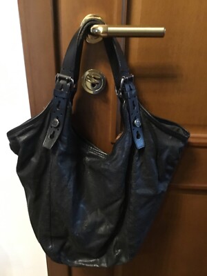 Givenchy Tasche Georges V Leder schwarz