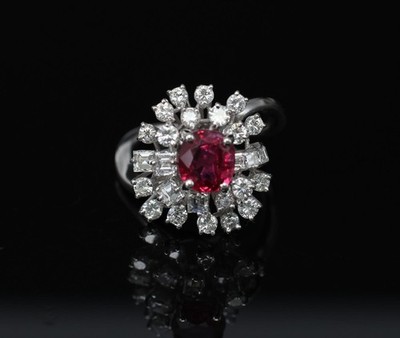 Feiner Ring 1,67ct GIA intensiv roter Rubin 1,50ct Diamant 18K Weißgold Größe 6,75