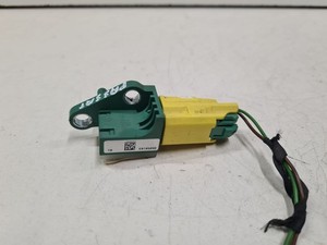 Volkswagen PASSAT B6 2007 Airbagsensor Crashsensor Drucksensor VLU12019