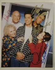 "EVERYONE LOVES RAYMOND" CAST SIGNED 8/10 PHOTO W/ COA IN PERSON SIGNED