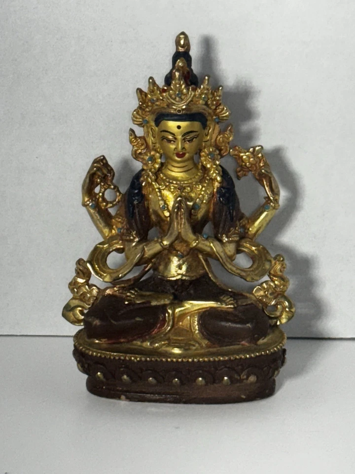 Chenrezig Avalokiteshvara Buda de cobre hecho a mano Kharcheri placa de oro 5,5” de alto Foto 2 de 4