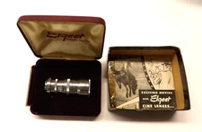 ELGEET 7MM F2.5 WIDE ANGLE D-MOUNT CINE CAMERA LENS, WITH BOX