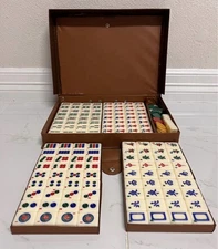 Vintage Chinese Mahjong Game Set W/ Case