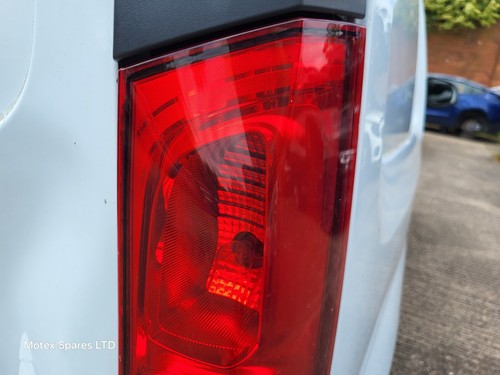 Luz trasera lado pasajero mercedes citan w415 2012-2020 a4159062800 - Imagen 12 de 15
