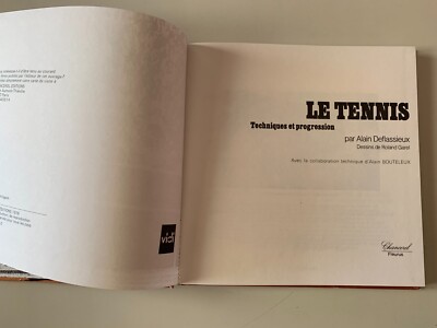 Techniques et Stratégies Essentielles pour un Service de Tennis