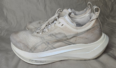 Asics Megablast Running Shoes Trainers Mens 10.5 White Mesh Lightweight Bouncy