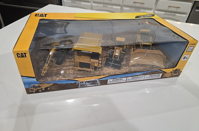Diecast Masters 1:64 CATERPILLAR Metal Construction Trucks Set Of 4 - SEALED