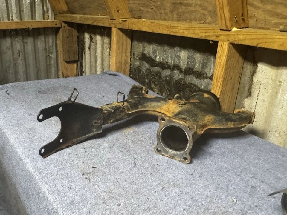 2006 Yamaha Bruin 350 2wd Used OEM Rear Swingarm Swing Arm - Image 4 of 4