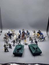 Vintage Plastic toy soldiers Horses Cowboys Tanks