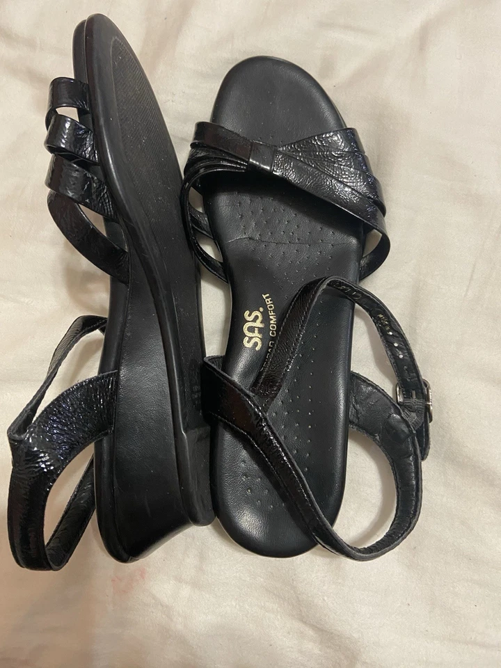 SAS Black  Leather Strappy  Women Sandals Shoes  8 W - Image 2 of 4