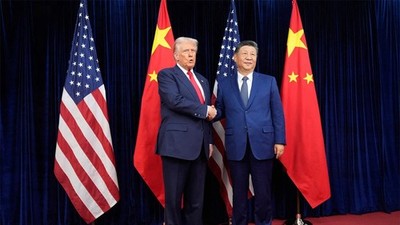 Donald Trump, and Chinese President Xi Jinping. Capturing a Historic Moment