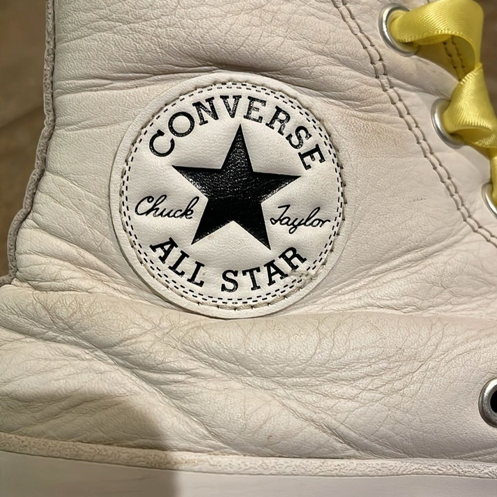 Converse White Chuck Taylor All Star Lugged Leather Sneaker Shoes Womens Size 8 thumbnail 12