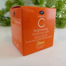 Vitamin C Brightening moisturising Cream Brighter Skin within 7 day 18 ml.