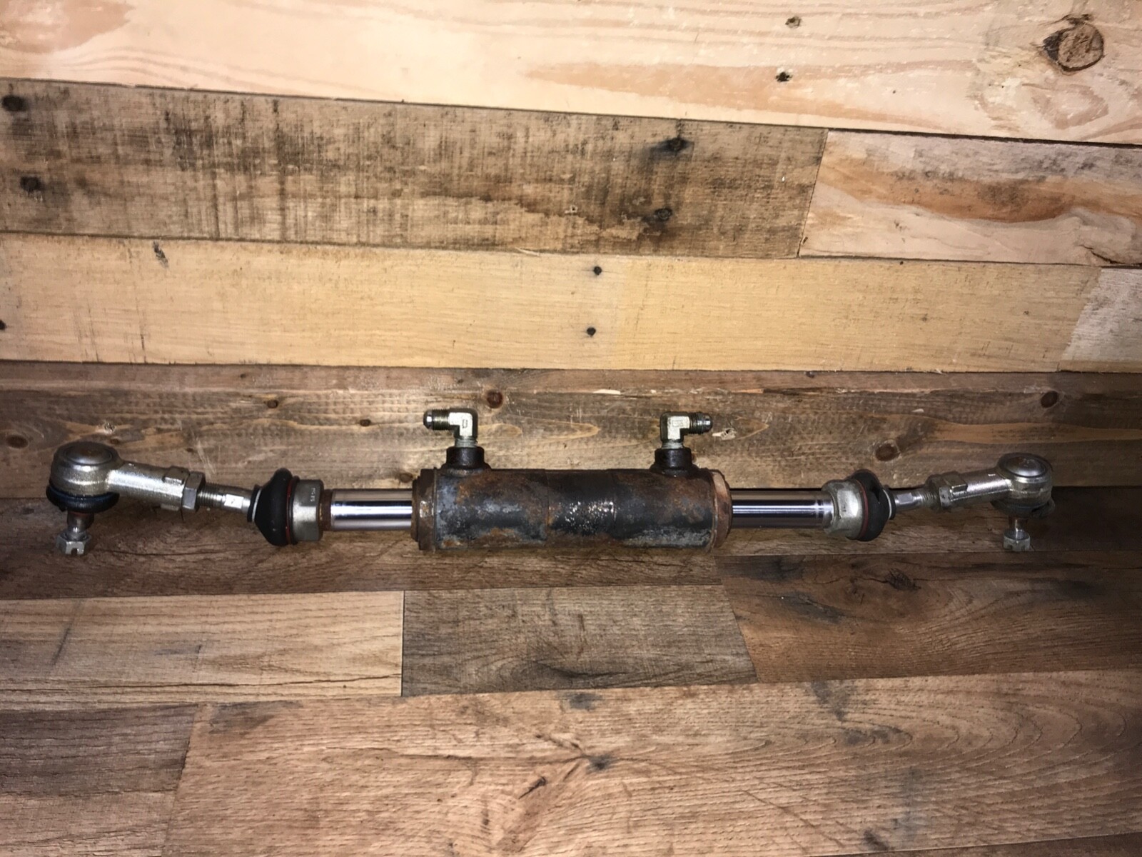 Kubota GR2100 GR2110 K125416500 Hydraulic Power Steering Cylinder