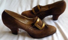 VINTAGE 1920s BROWN SUEDE SHOES HEELS with GOLD BUCKES Size 5 1/2