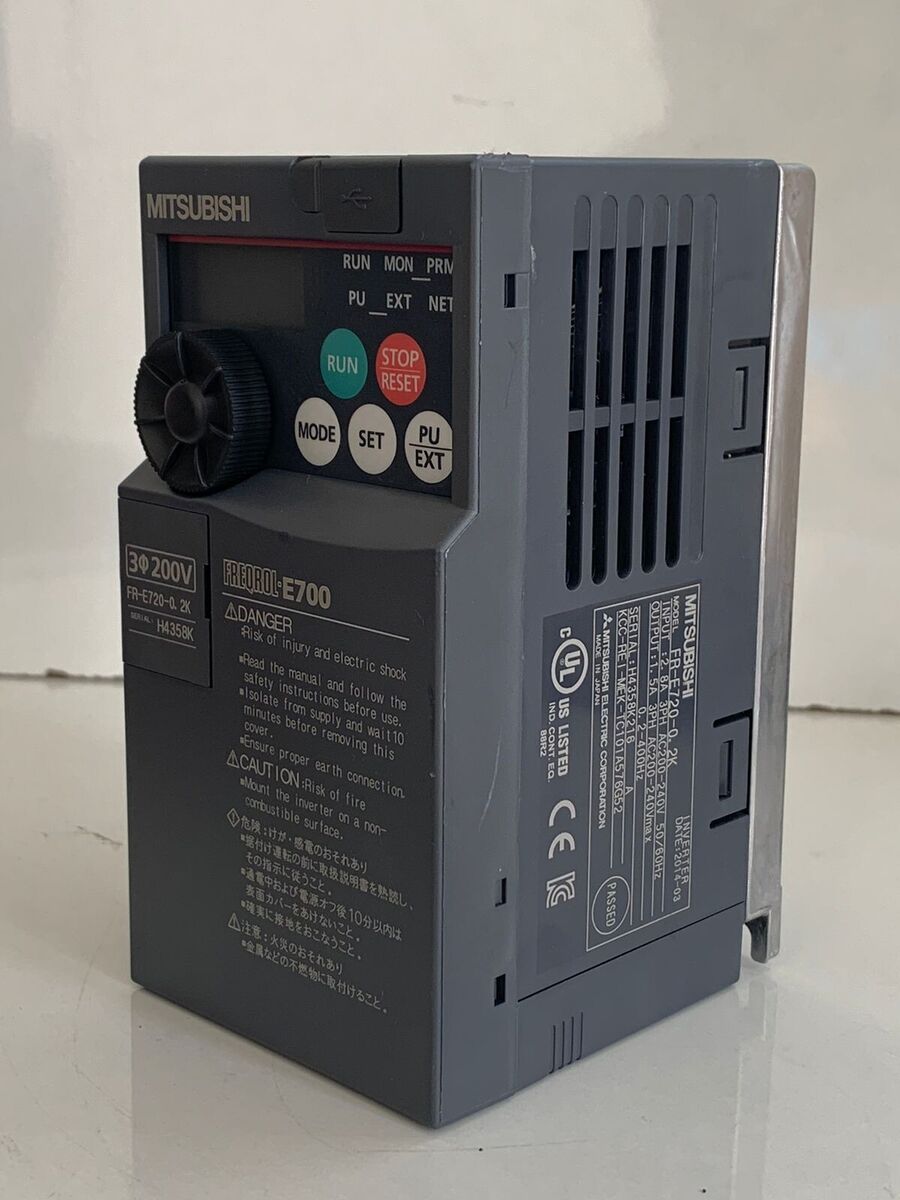 Mitsubishi / Freqrol-E700 / Inverter / FR-E720-0.2K / 3Ph Mitsubishi / Freqrol-E700 / Inverter / FR-E720-0.2K / 3Ph